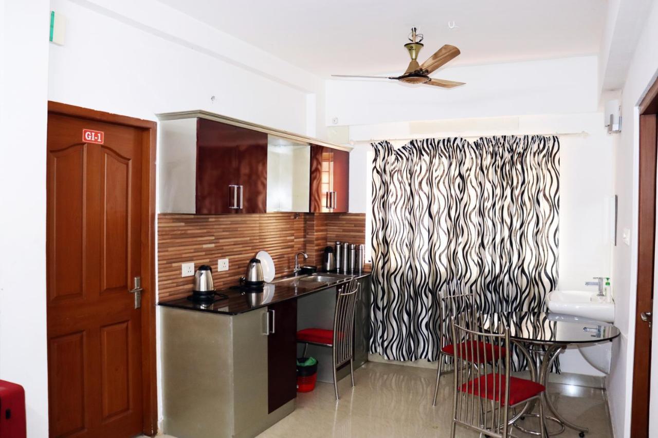Uthradam Towers Hotel Thiruvananthapuram Kültér fotó